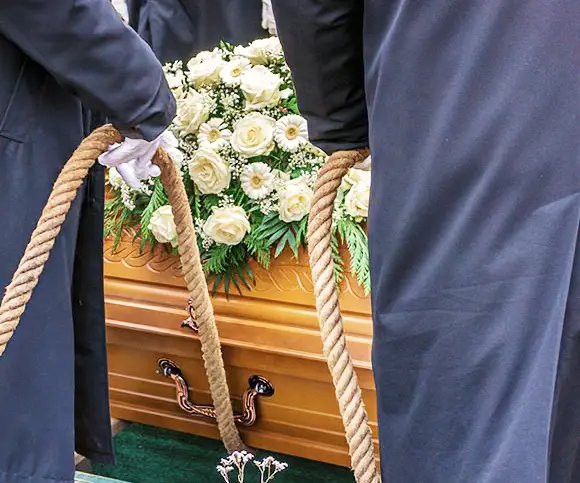 Erdbestattung mit Sargbeisetzung ohne Trauerfeier